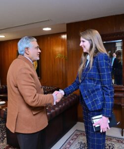 Ishaq Dar- Jane Marriott
