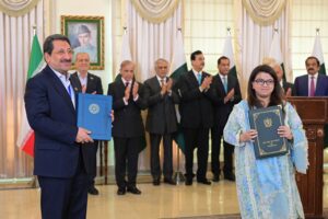 شزا فاطمہ خواجہ